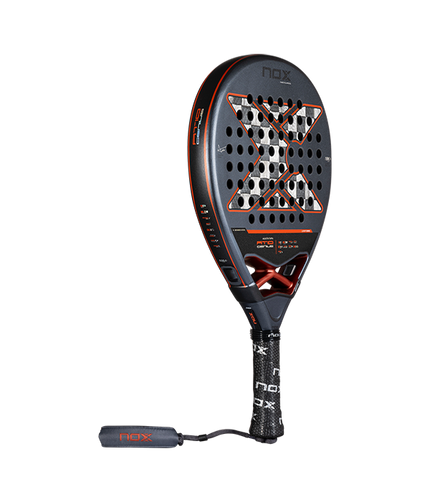 Pala de pádel NOX AT10 Genius 18K 2025 Agustín Tapia
