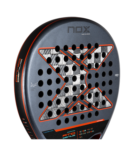 Pala de pádel NOX AT10 Genius 18K 2025 Agustín Tapia